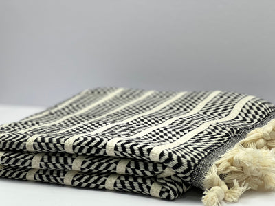 Black & White Zigzag - %100 Original Turkish Cotton Towels